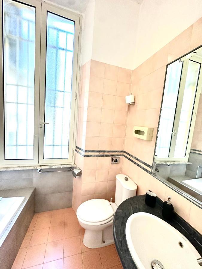 Trevi Romantic Alcova Luaran gambar